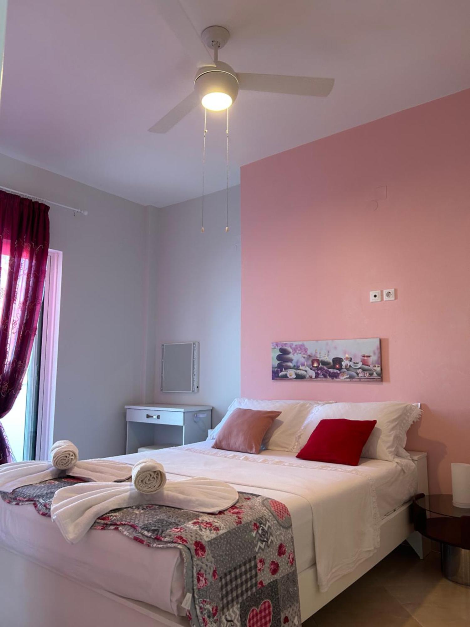 Delphitea Philoxenia Apartment Luaran gambar